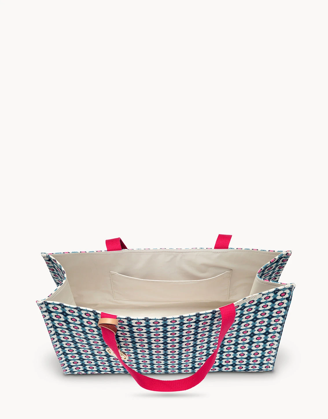 32 Calhoun Market Tote 2 32 Calhoun Market Tote - Image 2