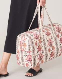 Quilted Duffle Linden Cream -Spartina Store 365039m