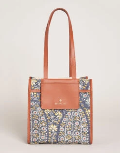 Tabitha Tote Jones Hundred