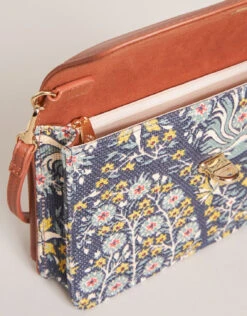 Simone Phone Crossbody Jones Hundred -Spartina Store 365398c