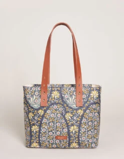 Greta Tote Jones Hundred