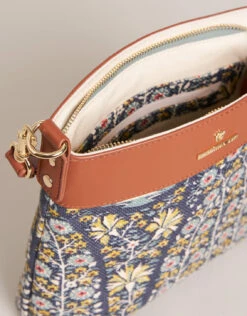 Hipster Jones Hundred -Spartina Store 365466c