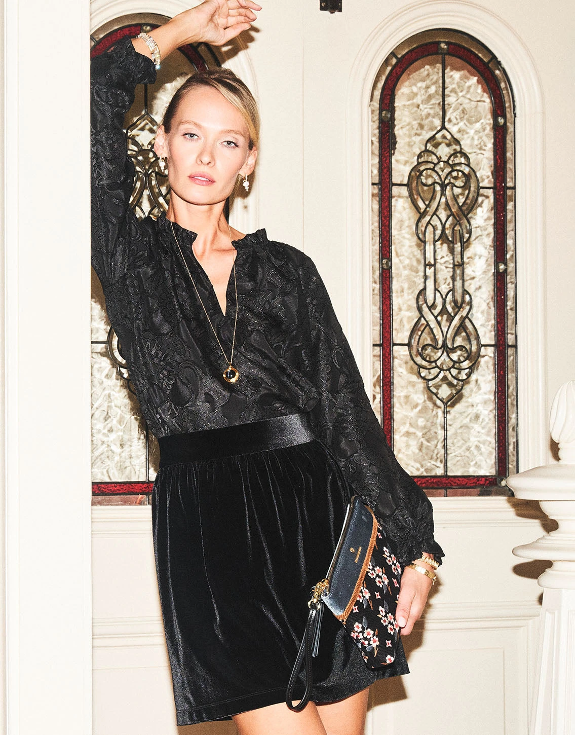 Maci Wristlet White Hall Blossom Sprig Black 4 Maci Wristlet White Hall Blossom Sprig Black - Image 4