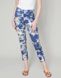 Maren Pull-On Pant Peeples Song Lattice Leaf Flower