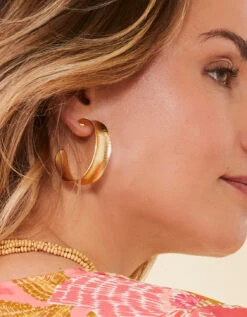 Queenie Hoop Earrings Gold -Spartina Store 375243 6fc2be40 a542 4be7 aca0 8576f7568eb3