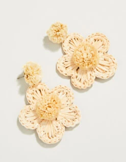 Crochet Flower Earrings Natural