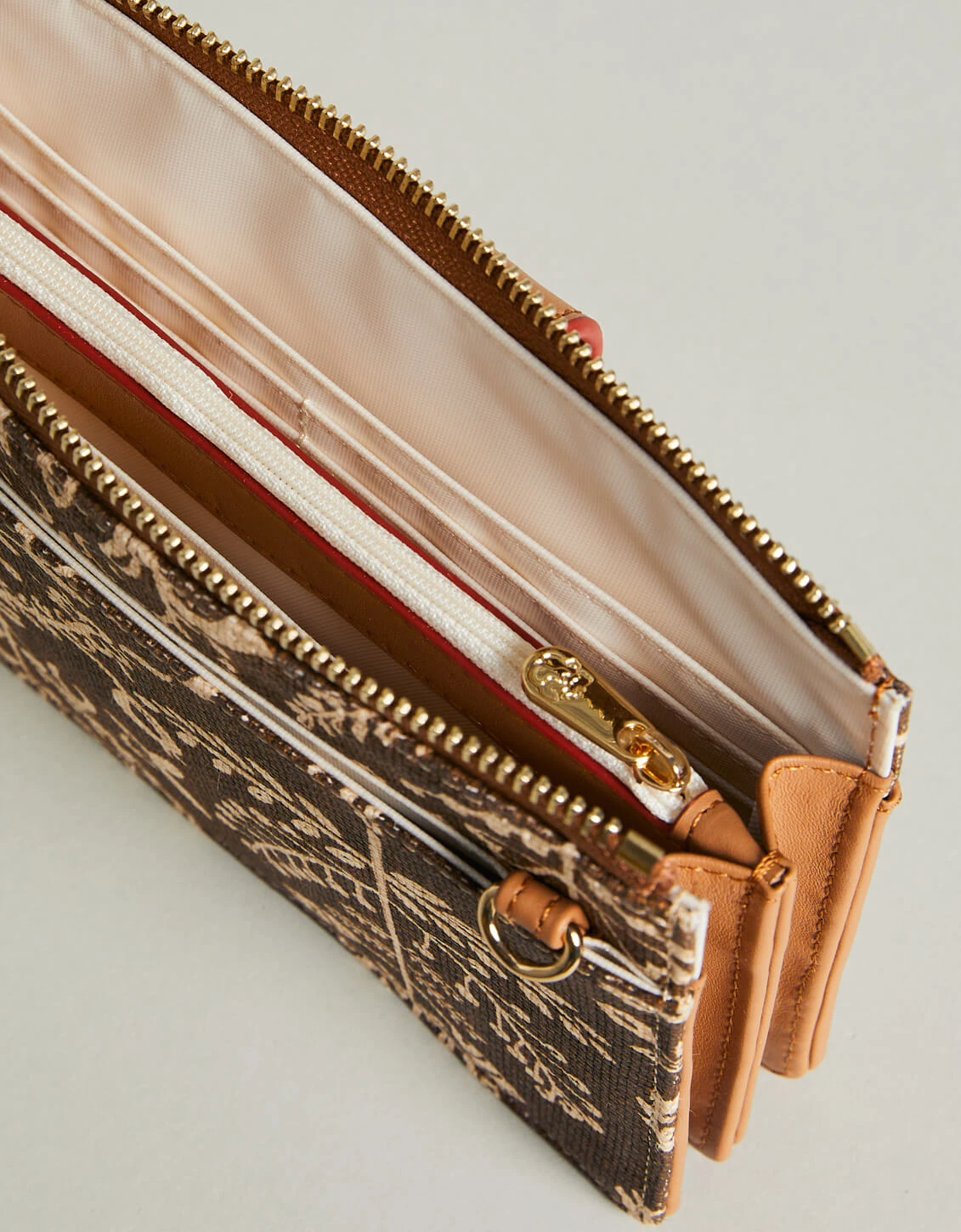 Lindsey Phone Crossbody 1859 Lighthouse 4 Lindsey Phone Crossbody 1859 Lighthouse - Image 4