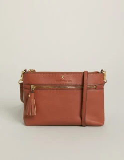 Siren Mya Convertible Crossbody Wristlet Saddle Brown