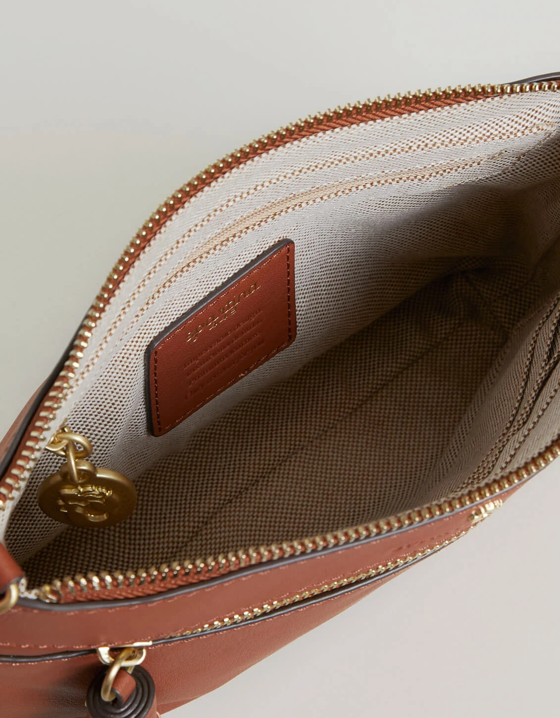 Siren Mya Convertible Crossbody Wristlet Saddle Brown 6 Siren Mya Convertible Crossbody Wristlet Saddle Brown - Image 6