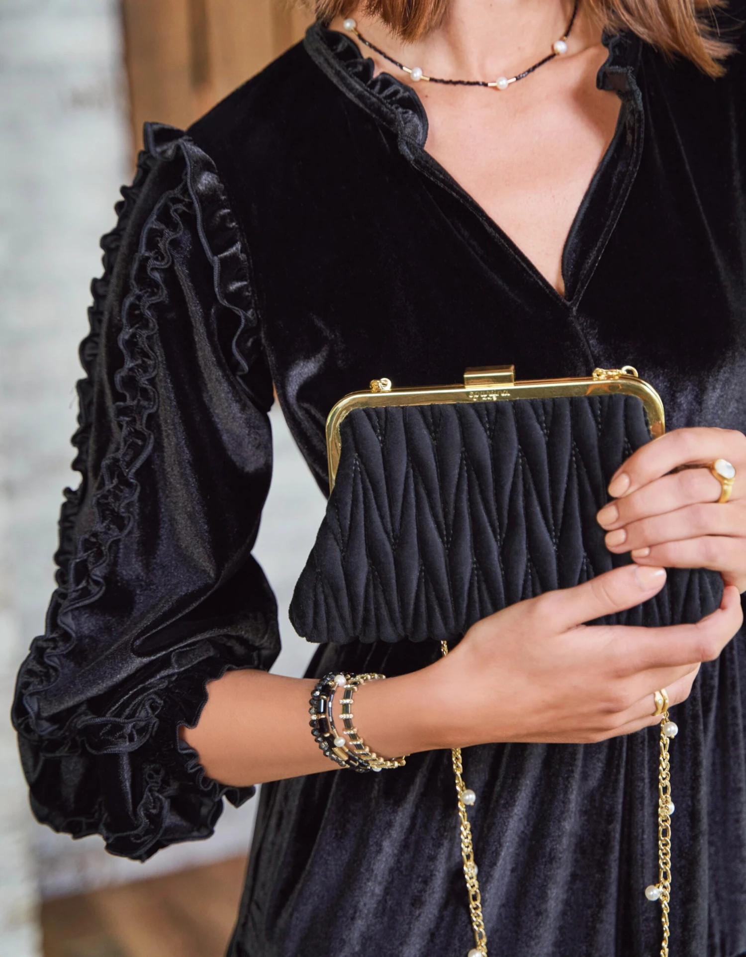 Ruched Velvet Clutch Black 4 Ruched Velvet Clutch Black - Image 4