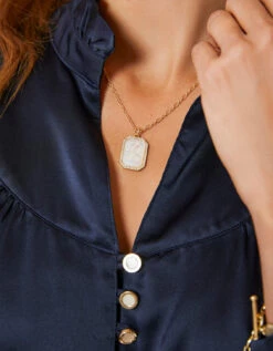 Bascom Necklace 18" Mother-of-Pearl 7 Bascom Necklace 18" Mother-of-Pearl -Spartina Store 392541m