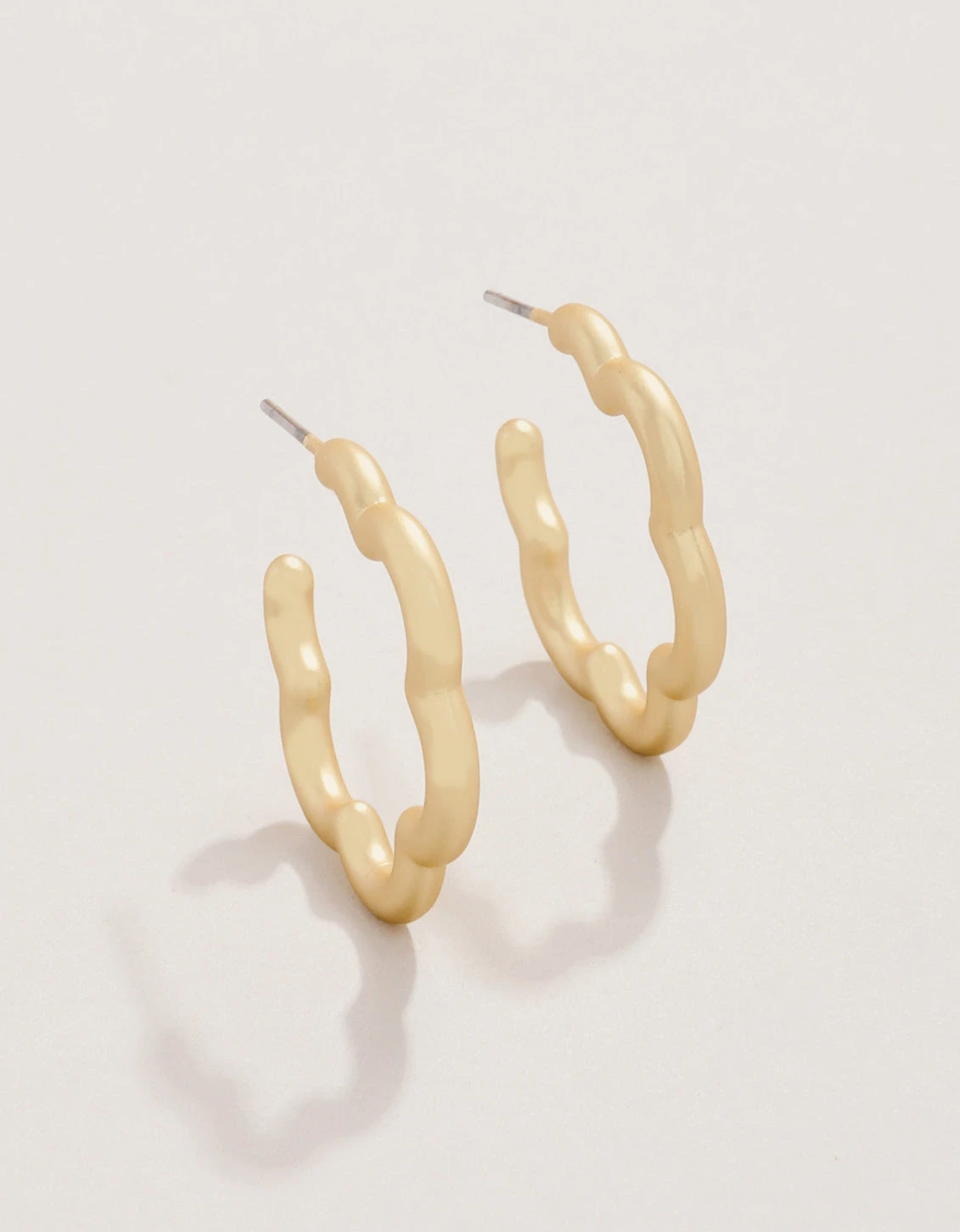 Bubbly Daisy Hoop Earrings Gold 1 Bubbly Daisy Hoop Earrings Gold