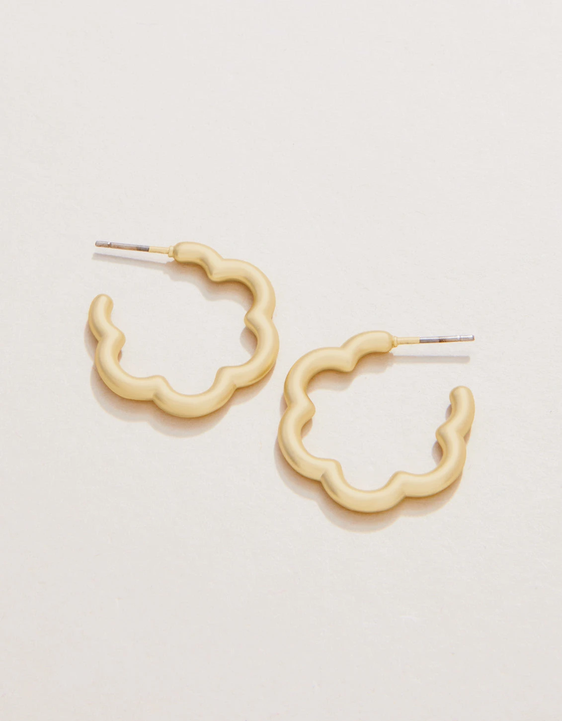 Bubbly Daisy Hoop Earrings Gold 2 Bubbly Daisy Hoop Earrings Gold - Image 2