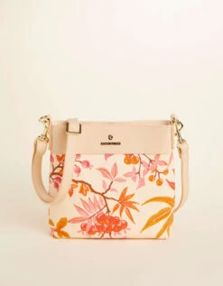 Hipster Richmond Hill Cream