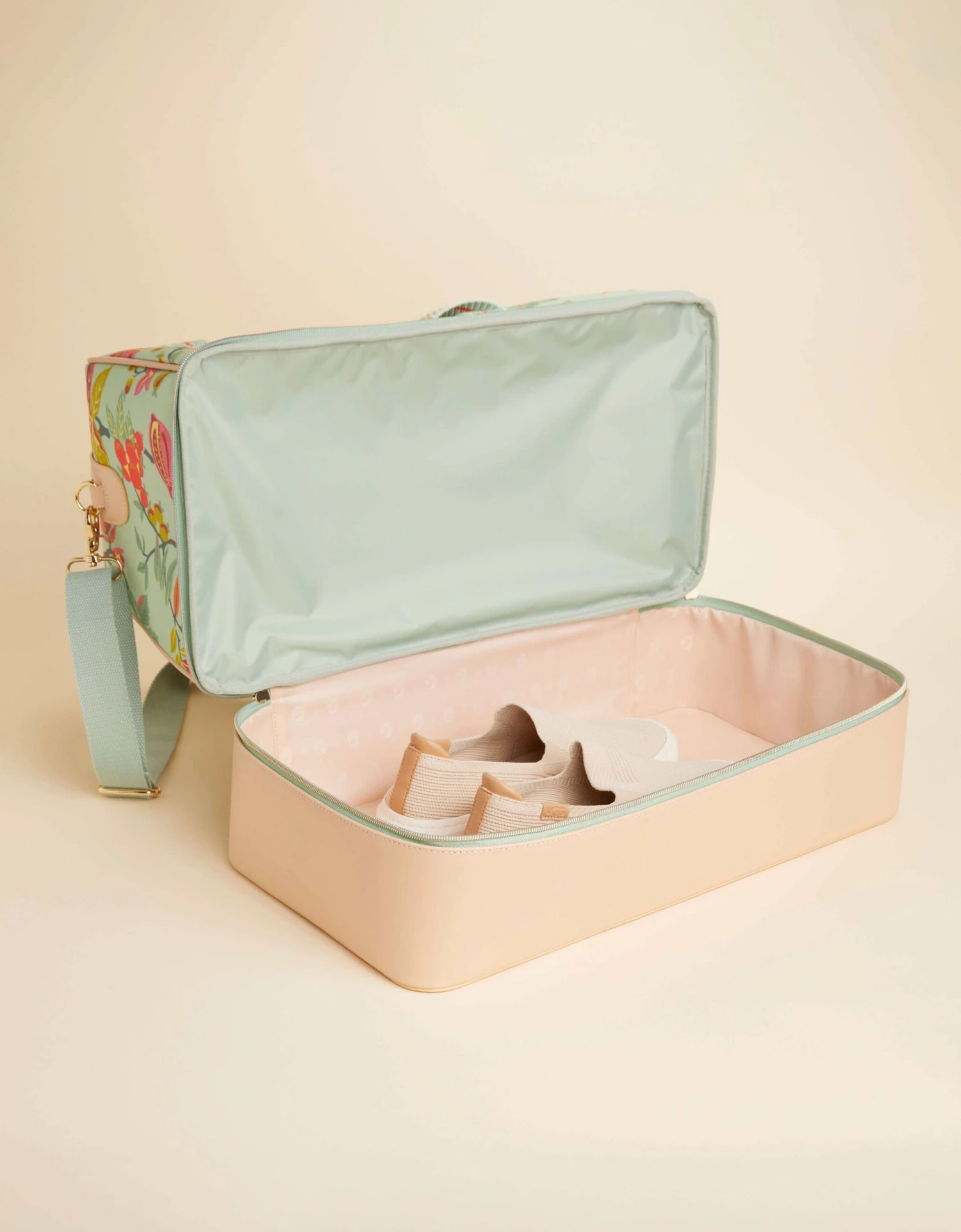 Weekender Richmond Hill Sea Foam 2 Weekender Richmond Hill Sea Foam - Image 2