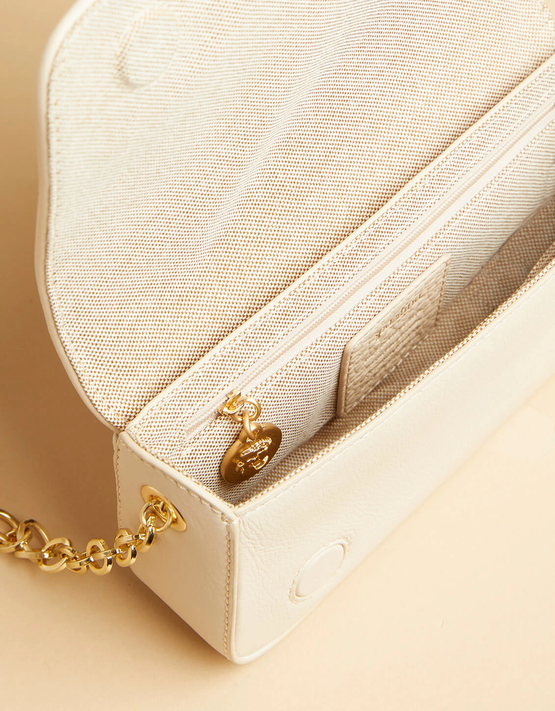 Bamboo Crew Crossbody Pearl 3 Bamboo Crew Crossbody Pearl - Image 3