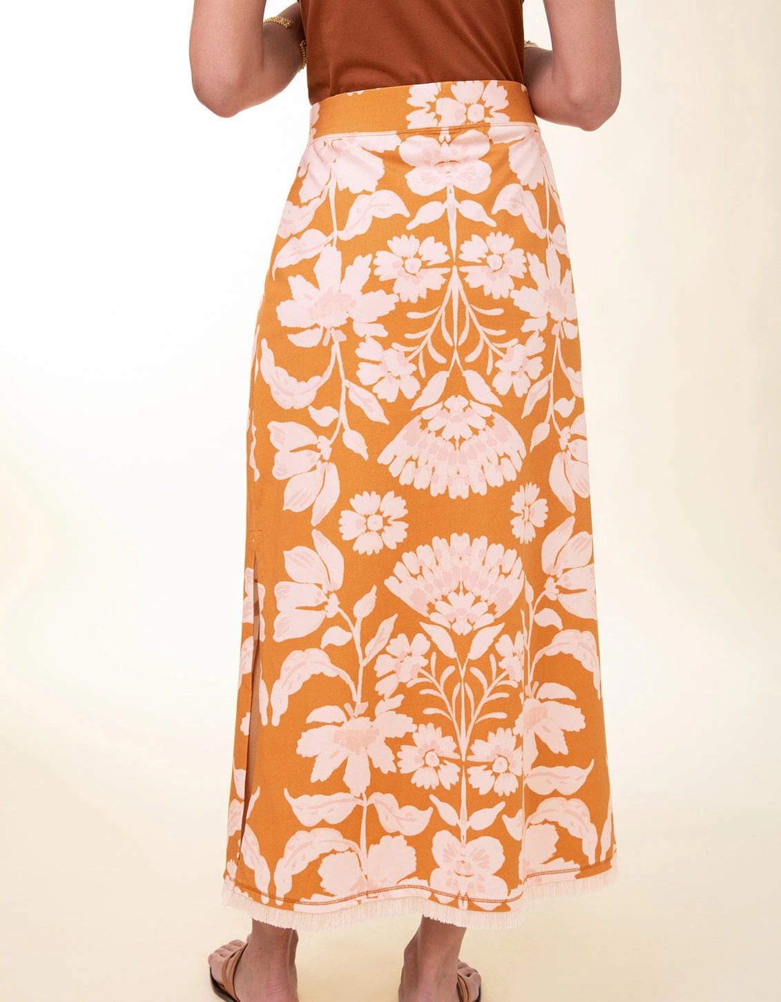 Karolyn Jersey Skirt McAllister Floral Vine Caramel 3 Karolyn Jersey Skirt McAllister Floral Vine Caramel - Image 3