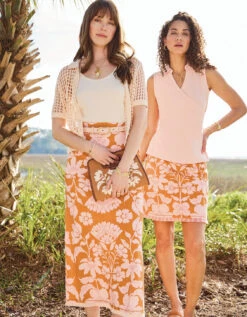 Karolyn Jersey Skirt McAllister Floral Vine Caramel 7 Karolyn Jersey Skirt McAllister Floral Vine Caramel -Spartina Store 415523m