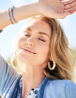 Stone Stretch Bracelet 8mm Blue Chalcedony -Spartina Store 487280m ff9cc3fa 10c5 428a a28c ff5c747d1d98