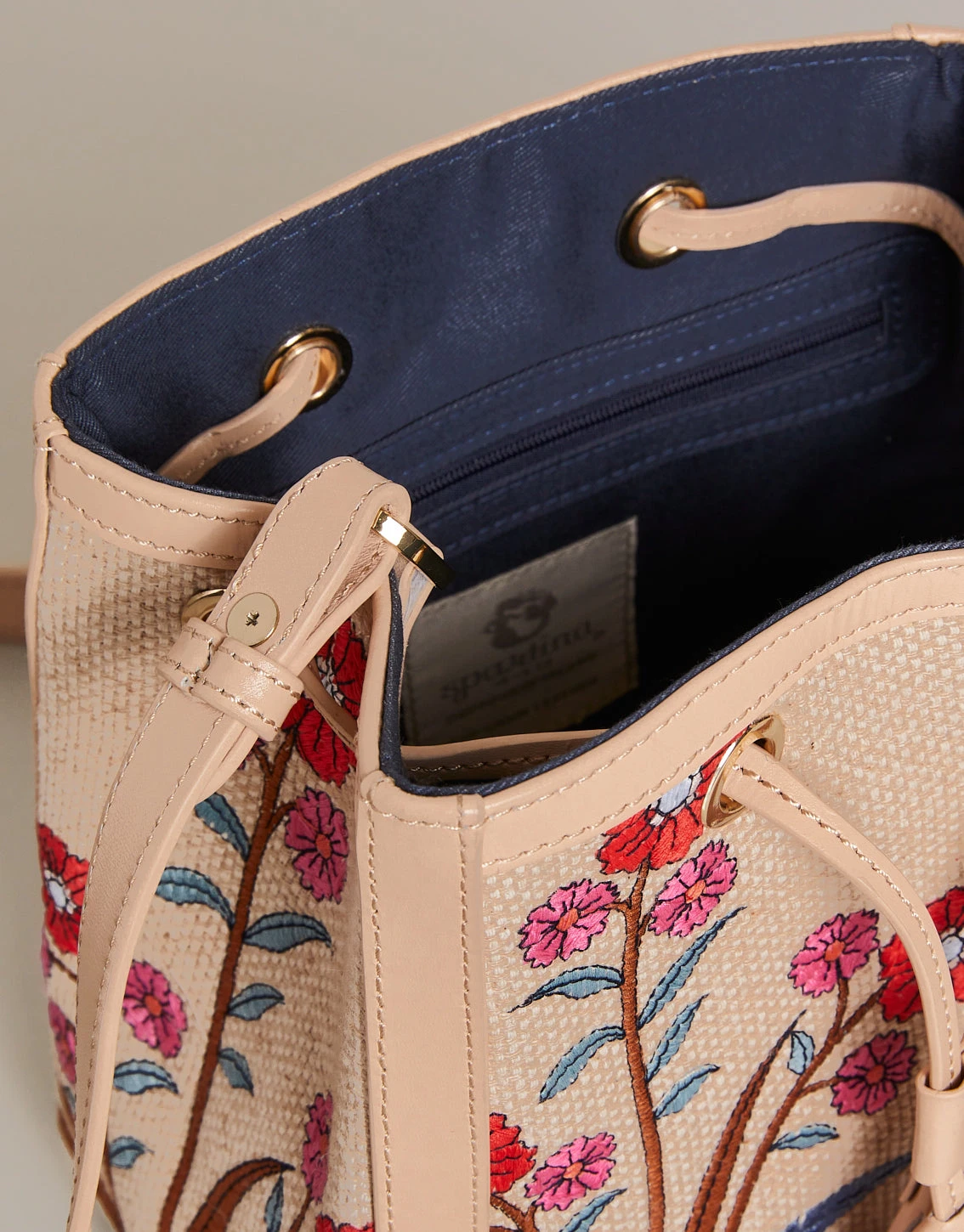 Natalie Drawstring Crossbody Oyster Factory Floral Sprigs 4 Natalie Drawstring Crossbody Oyster Factory Floral Sprigs - Image 4