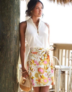 Linden Skirt Heyward's Rate Gerber Daisies 7 Linden Skirt Heyward's Rate Gerber Daisies -Spartina Store 495063m