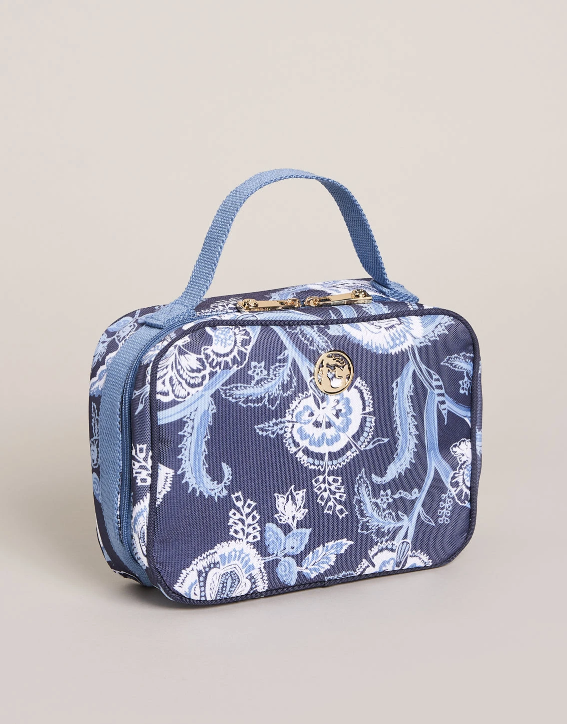 Out To Lunch Box Oyster Factory 1 Out To Lunch Box Oyster Factory