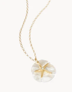 Star Sand Dollar Necklace Gold/Pearlescent