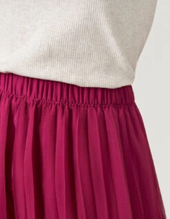 Elvira Pleated Skirt Crimson Plum -Spartina Store 957557b
