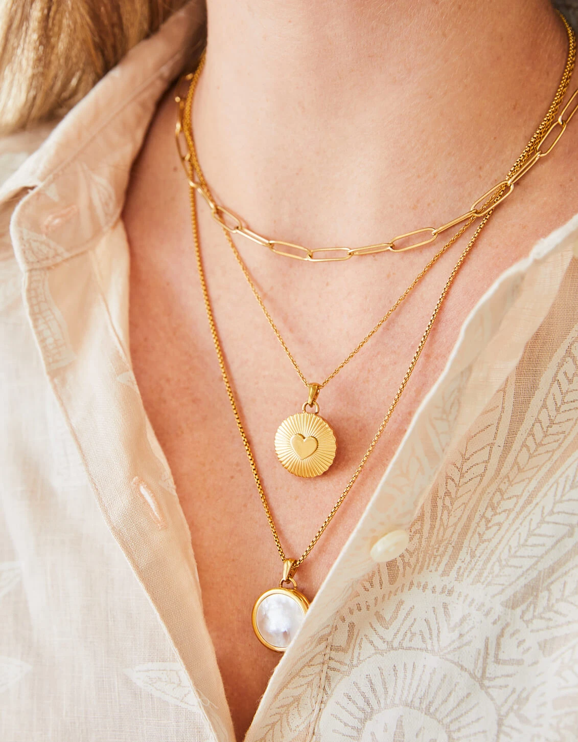 Mini Round Locket Necklace Heart 2 Mini Round Locket Necklace Heart - Image 2