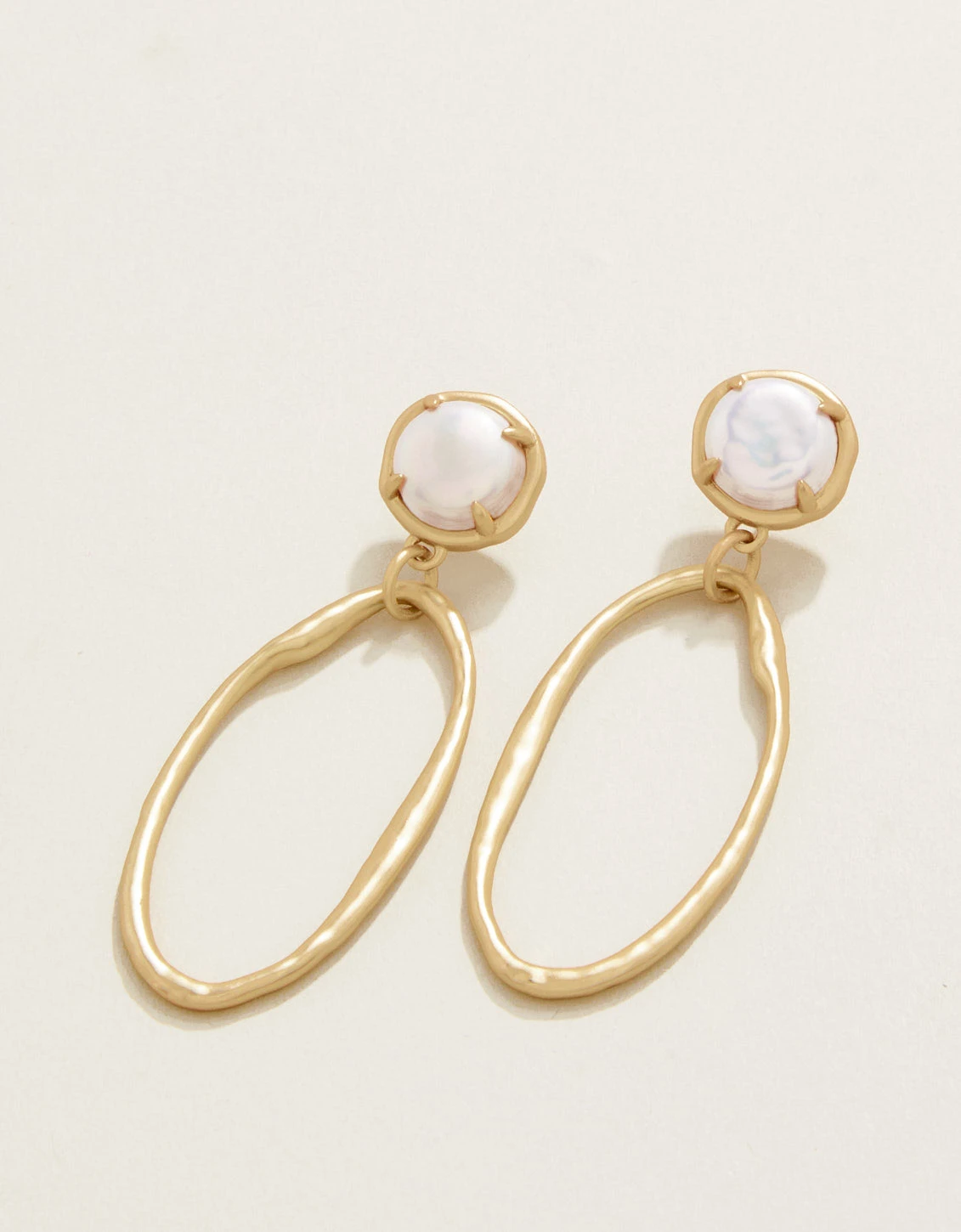 River Club Earrings Pearl 1 River Club Earrings Pearl