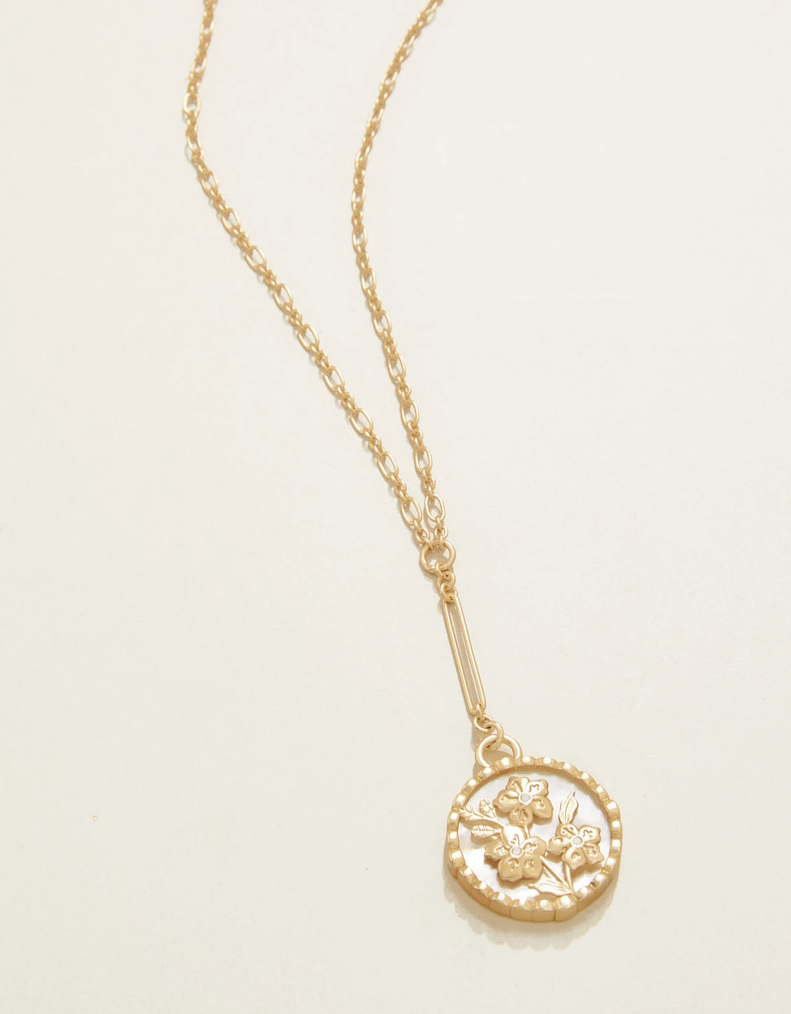 Azalea Necklace 17" Mother-of-Pearl 1 Azalea Necklace 17" Mother-of-Pearl