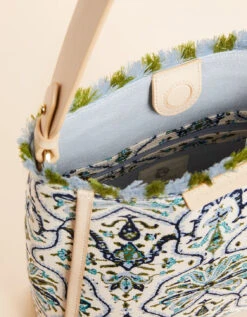 Melody Bucket Hamilton Rug Print 7 Melody Bucket Hamilton Rug Print -Spartina Store 969062c