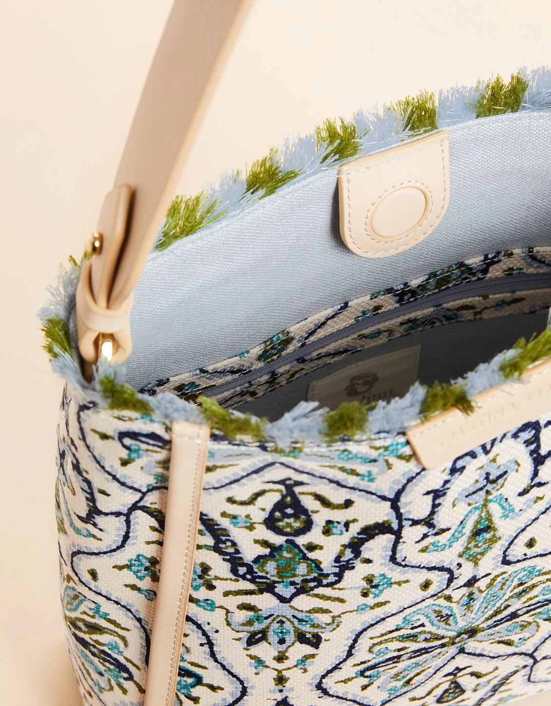 Melody Bucket Hamilton Rug Print 4 Melody Bucket Hamilton Rug Print - Image 4