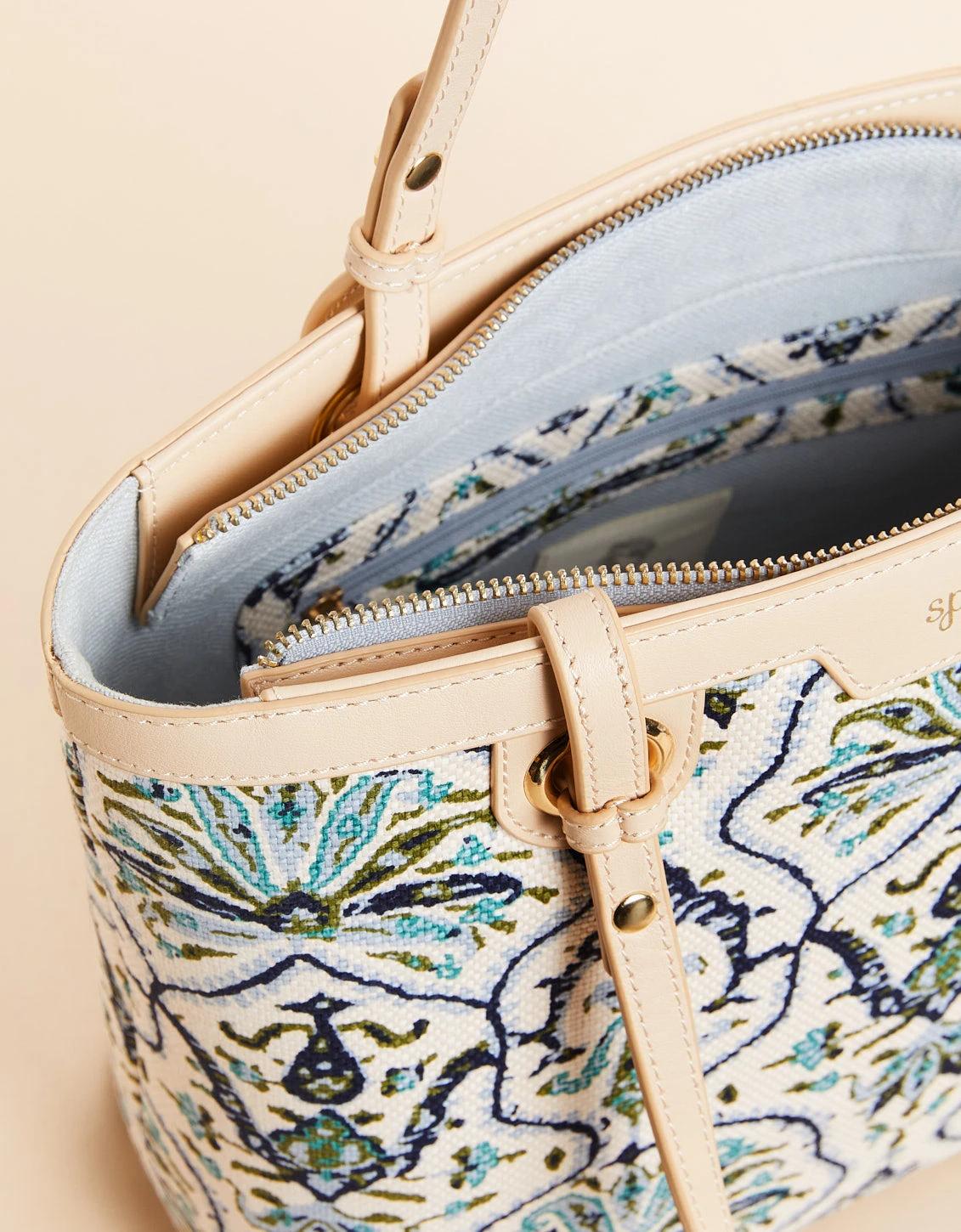 Island Tote Hamilton Rug Print 4 Island Tote Hamilton Rug Print - Image 4