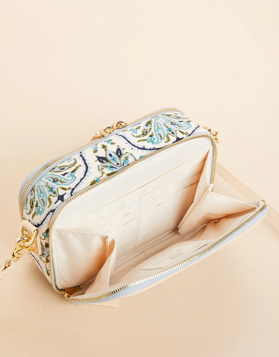 Meryl Phone Crossbody Hamilton Rug Print 5 Meryl Phone Crossbody Hamilton Rug Print - Image 5