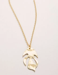 Kai Leaf Necklace 28"